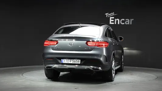 Mercedes-Benz GLE-Class W166 GLE350 d 4MATIC 2018 4