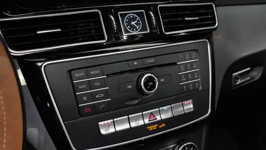 Mercedes-Benz GLE-Class W166 GLE350 d 4MATIC 2018 18