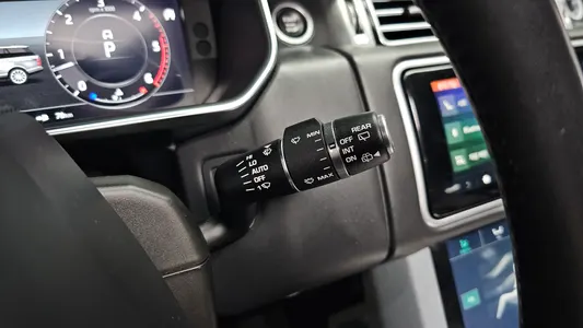 Land Rover 4 4.4 SDV8 Vogue SE 2019 15