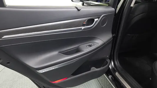 Hyundai IG 2018 25
