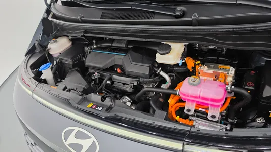 Hyundai Staria HEV 1.6 3 2024 6