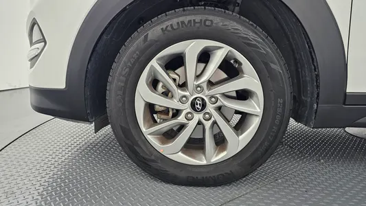 Hyundai Tucson 2.0 2WD 2015 5