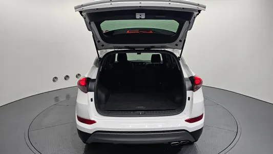 Hyundai Tucson 2.0 2WD 2015 20