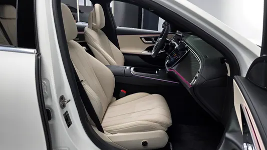 Mercedes-Benz E-Class W214 E200 AMG Line 2025 11