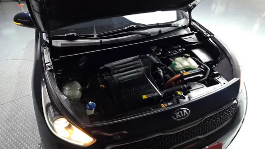 Kia Niro 2017 6