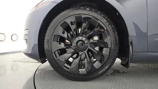 Tesla 3 RWD 2020 5