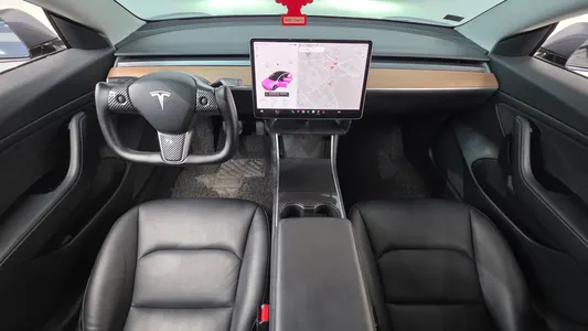 Tesla 3 RWD 2020 7