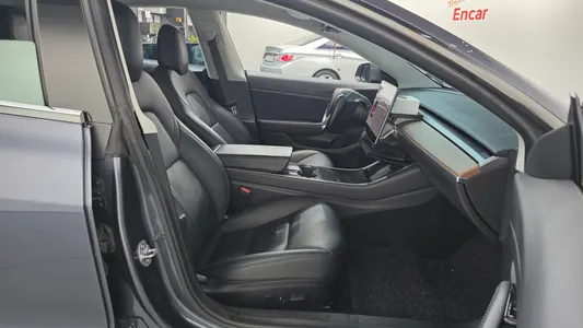 Tesla 3 RWD 2020 11