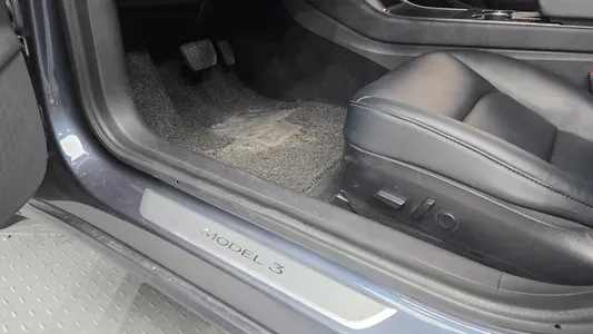Tesla 3 RWD 2020 31