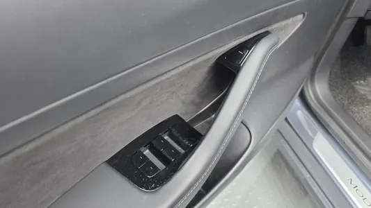 Tesla 3 RWD 2020 30