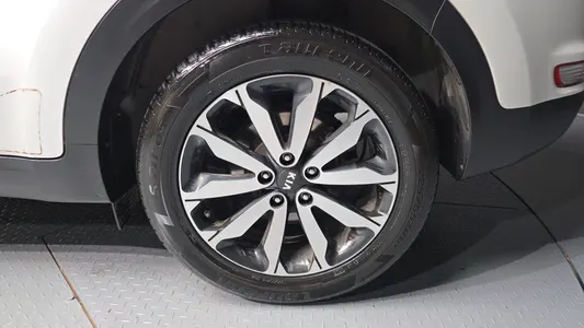 Kia 4 2.0 2WD 2015 5