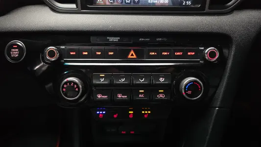 Kia 4 2.0 2WD 2015 16