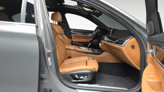 BMW 7 Series (G11) 730Ld xDrive 2020 11