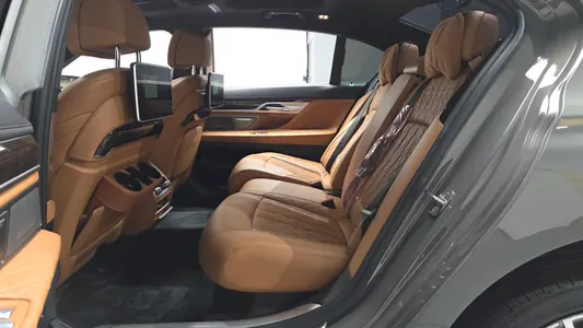 BMW 7 Series (G11) 730Ld xDrive 2020 26