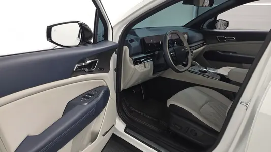 Kia 5 HEV 1.6 2WD 2025 10