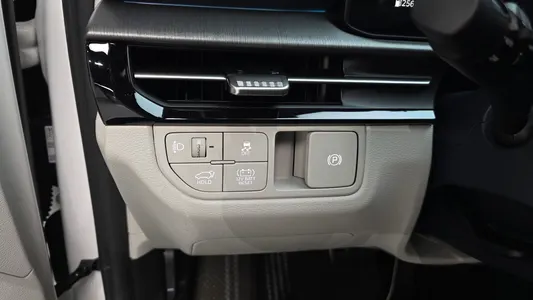 Kia 5 HEV 1.6 2WD 2025 27