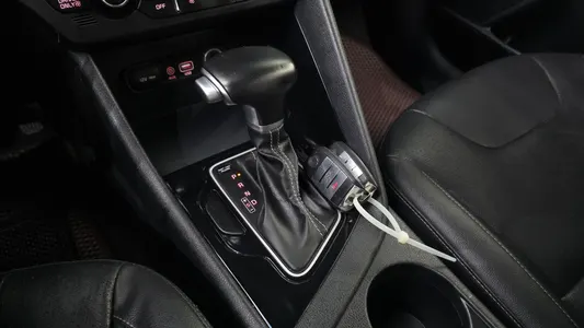 Kia Niro 2017 9