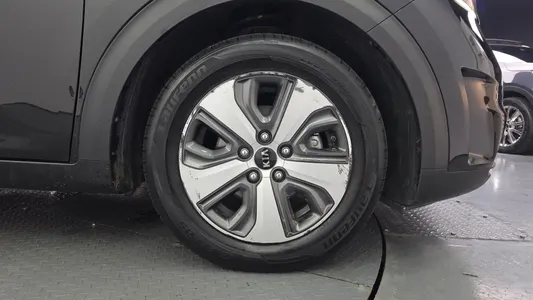 Kia Niro 2017 21