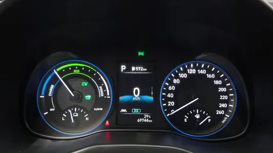 Hyundai 코나 하이브리드 2022 8