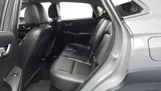 Hyundai 코나 하이브리드 2022 12