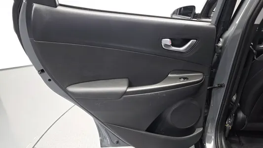 Hyundai 코나 하이브리드 2022 25