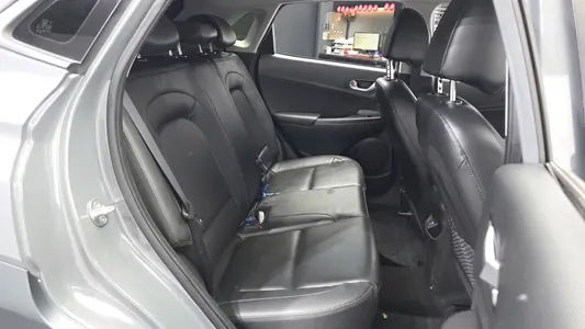 Hyundai 코나 하이브리드 2022 26