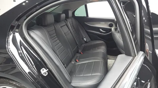 Mercedes-Benz E-Class W213 E300 2019 11