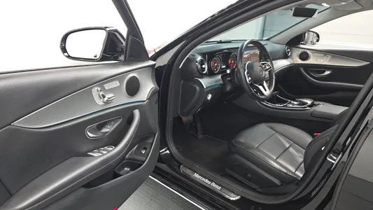 Mercedes-Benz E-Class W213 E300 2019 10