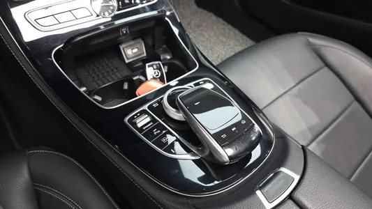 Mercedes-Benz E-Class W213 E300 2019 17
