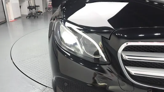 Mercedes-Benz E-Class W213 E300 2019 22