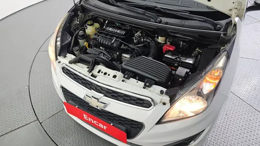 Chevrolet Spark LT 2013 6