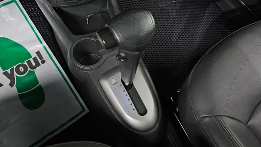 Chevrolet Spark LT 2013 9