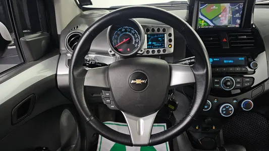 Chevrolet Spark LT 2013 15