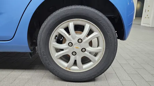 Chevrolet Spark LS 2013 21