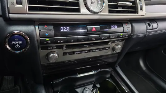 Lexus LS600hL 5 Ottoman 2016 16