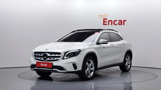 Mercedes-Benz GLA-Class X156 GLA220 2017