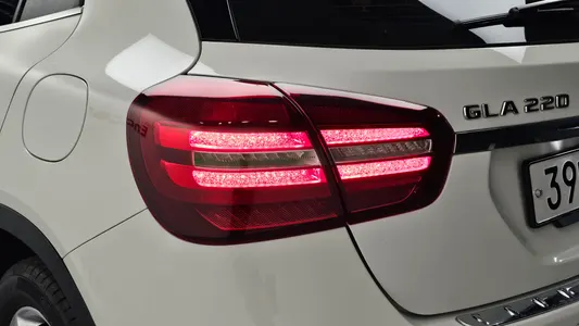 Mercedes-Benz GLA-Class X156 GLA220 2017 23
