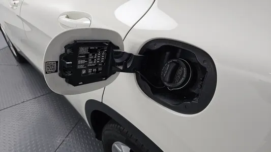 Mercedes-Benz GLA-Class X156 GLA220 2017 33