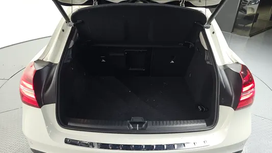 Mercedes-Benz GLA-Class X156 GLA220 2017 30