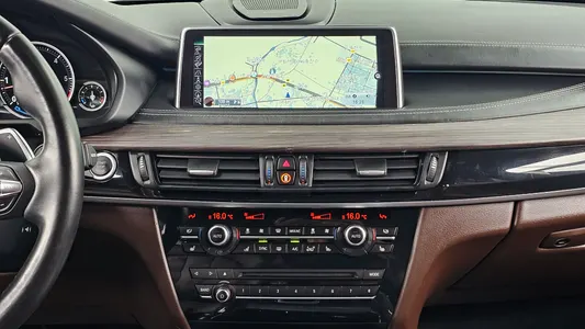 BMW X5 (F15) xDrive M50d 2016 14