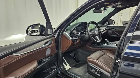 BMW X5 (F15) xDrive M50d 2016 10