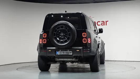 Land Rover (L663) 110 P635 1 2025 4