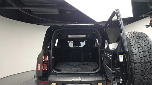 Land Rover (L663) 110 P635 1 2025 20
