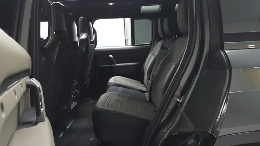 Land Rover (L663) 110 P635 1 2025 26