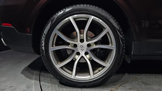 Porsche (PO536) 3.0 2019 21