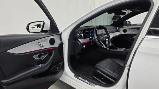 Mercedes-Benz E-Class W213 E250 2021 9