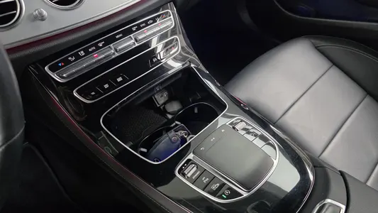Mercedes-Benz E-Class W213 E250 2021 27