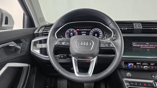 Audi Q3 (F3) 35 TDI 2020 12