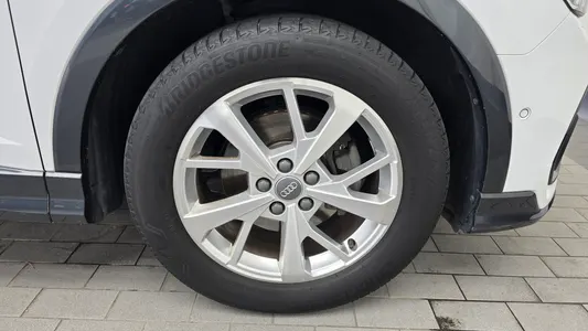 Audi Q3 (F3) 35 TDI 2020 21