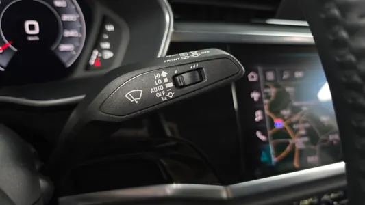 Audi Q3 (F3) 35 TDI 2020 28